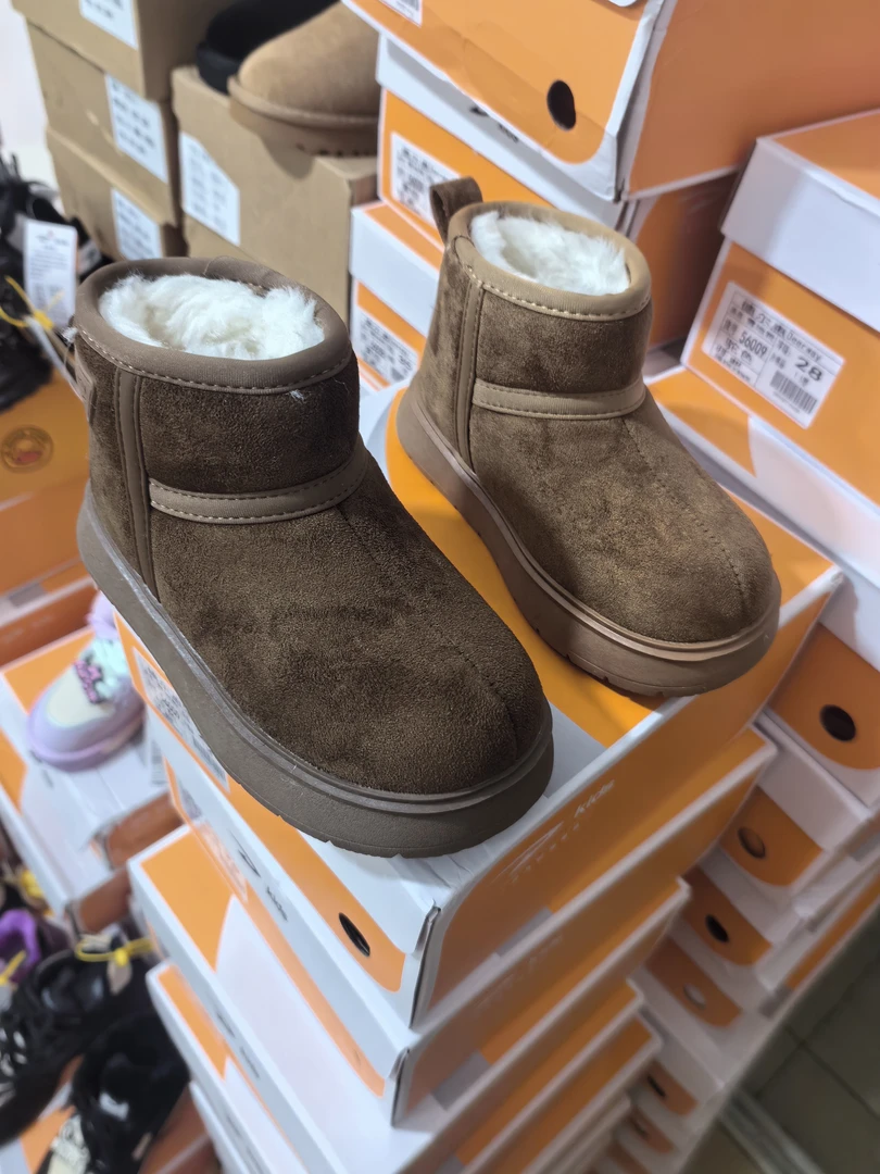 诗涵家 男女童卡皮巴拉雪地靴56009偏小