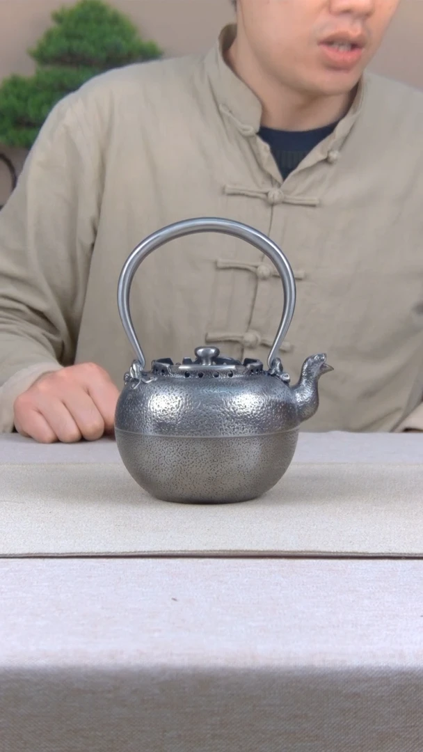 【闪购商品】瓷*兽嘴砂铁壶