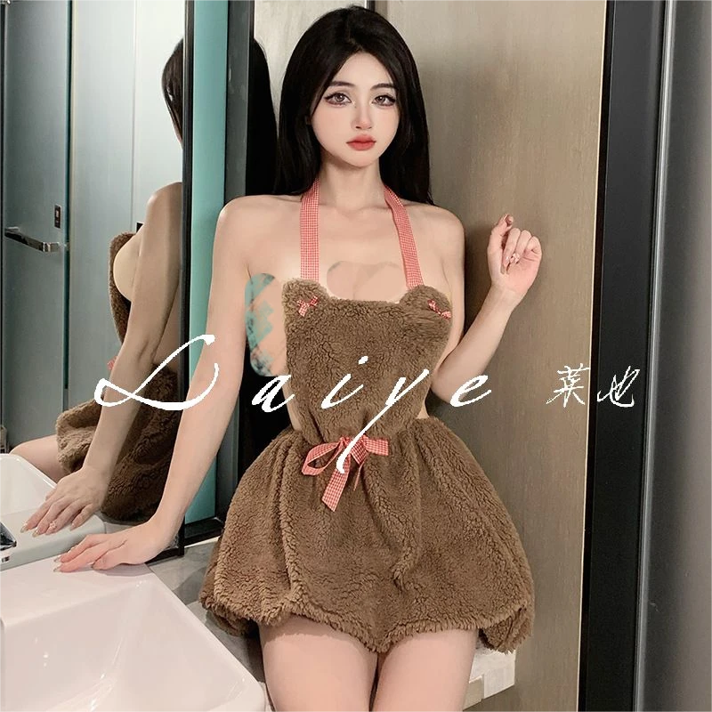 绒露背挂脖小熊可爱女仆睡裙  1748