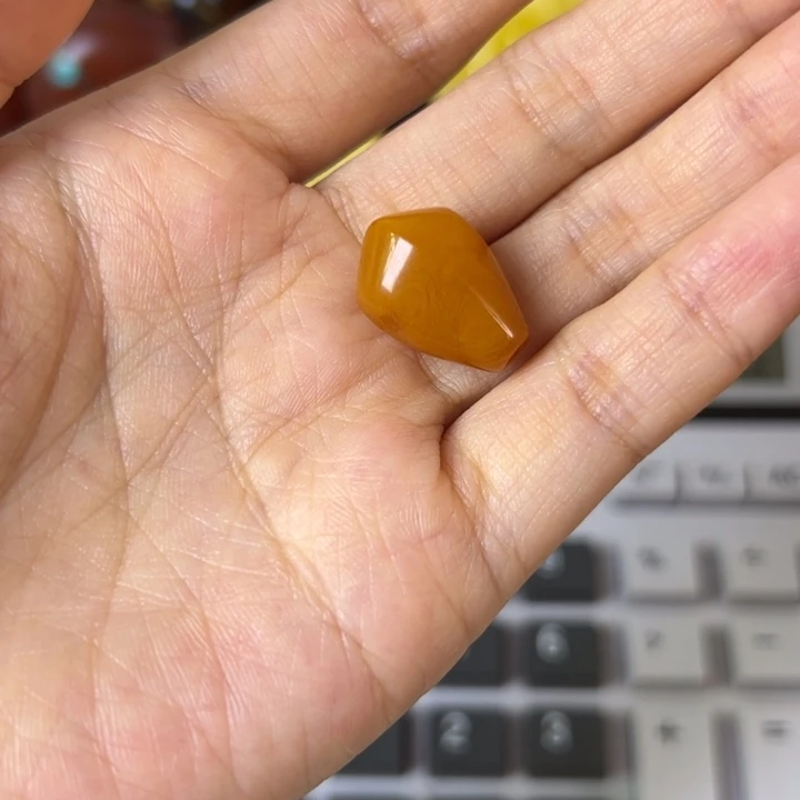 琥珀珠宝奇石未镶嵌556