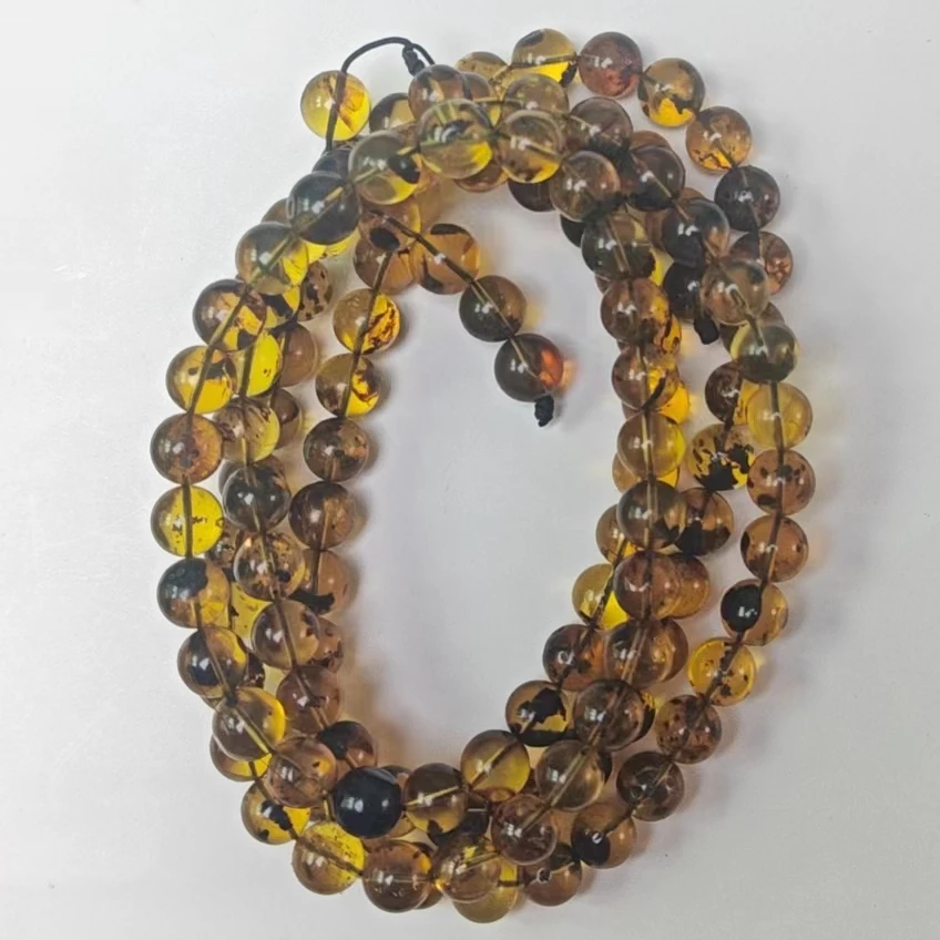 天然琥珀缅甸灵草药珀108---（多样性发其一）