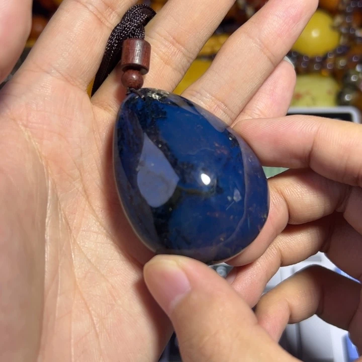 琥珀珠宝奇石未镶嵌1440