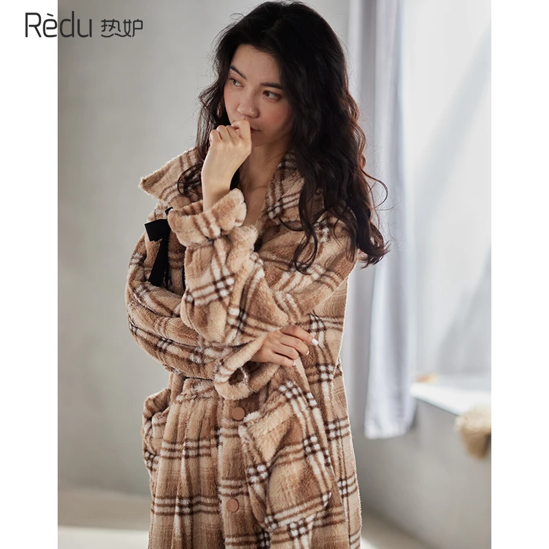 热妒【新品特惠】睡袍女冬款睡衣蝴蝶结格子珊瑚绒加绒加厚可外穿