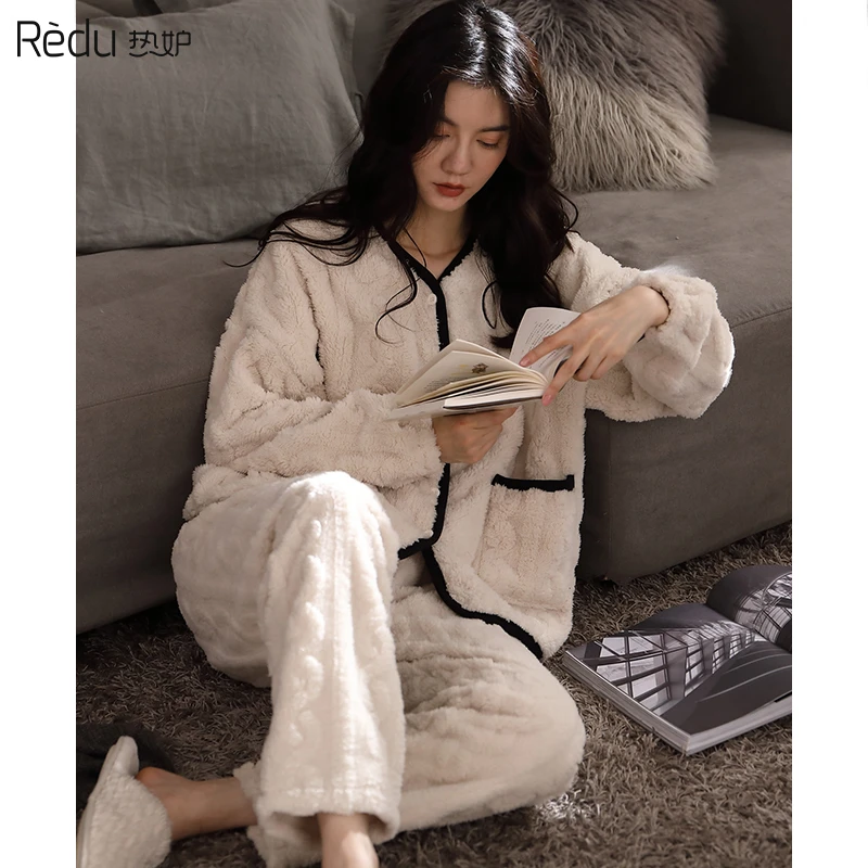 热妒睡衣女秋冬季提花2024新款珊瑚绒保暖加绒加厚家居服可外穿