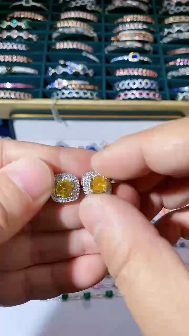 【闪购商品】黄晶颈饰银S925镶嵌hm26