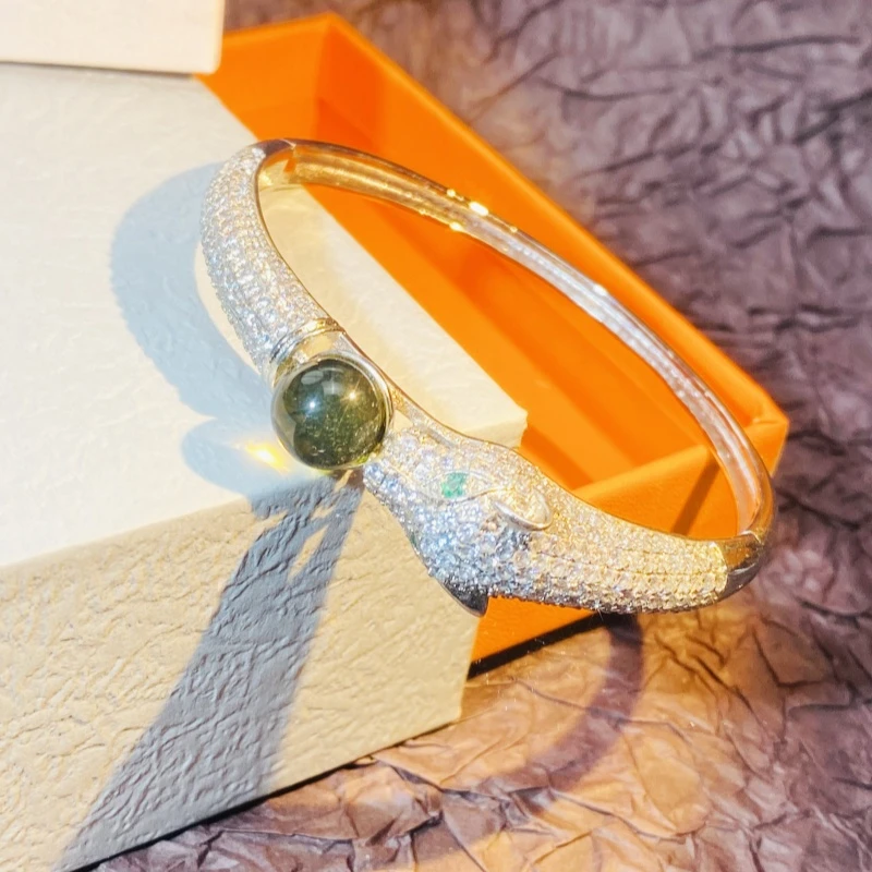 H1-102天然蓝珀手镯