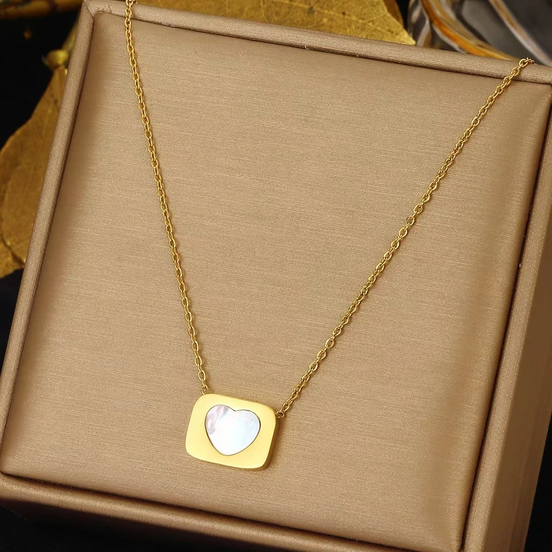 钛钢项链 R056甜美方块爱心设计感轻奢项链百搭小众坠链