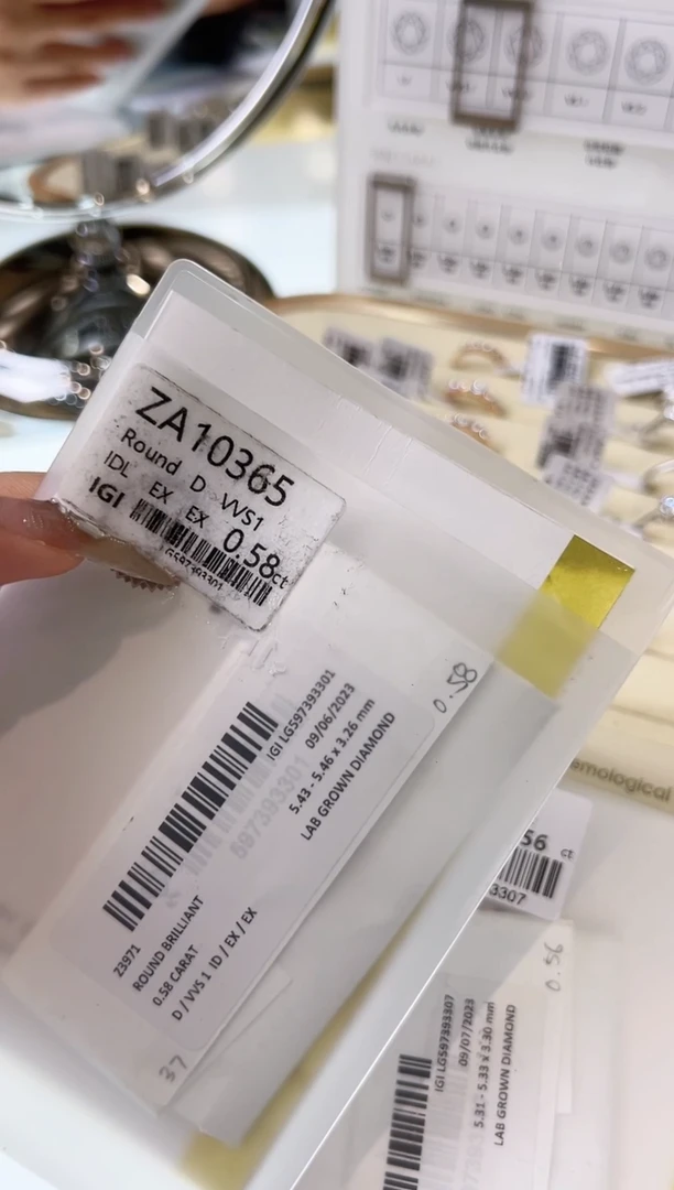 【闪购商品】合成钻石18K金镶嵌裸石