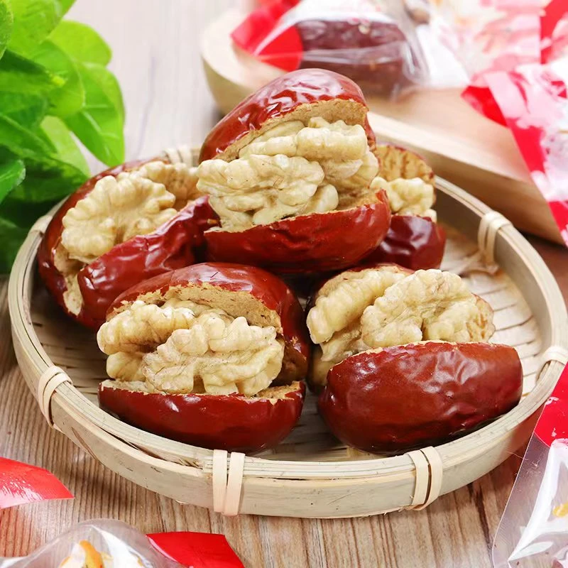 新疆和田大枣枣夹核桃仁独立包装休闲健康零食精选营养丰富新鲜美