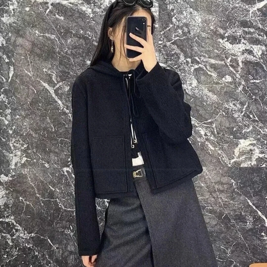 celine/赛琳/粗呢连帽外套 36码 99新 公价2w GM000093