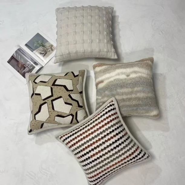 现代简约轻奢抱枕客厅沙发抱枕靠垫高级感方形抱枕床品百搭抱枕