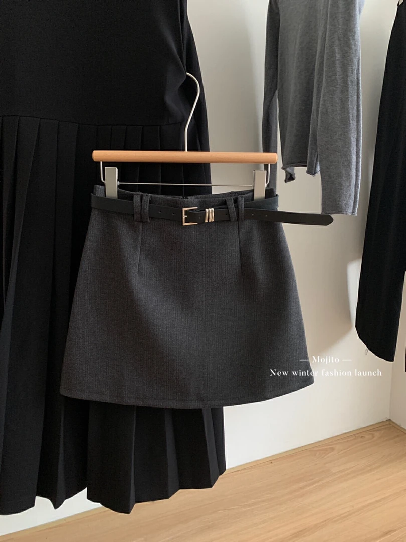 高腰毛呢短裙女秋冬季2024年新款显瘦气质a字半身裙包臀配腰带