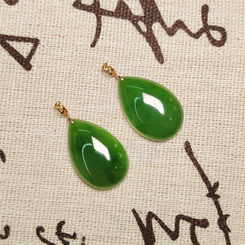 约15*23mm和田玉菠菜绿碧玉水滴吊坠多样性发一