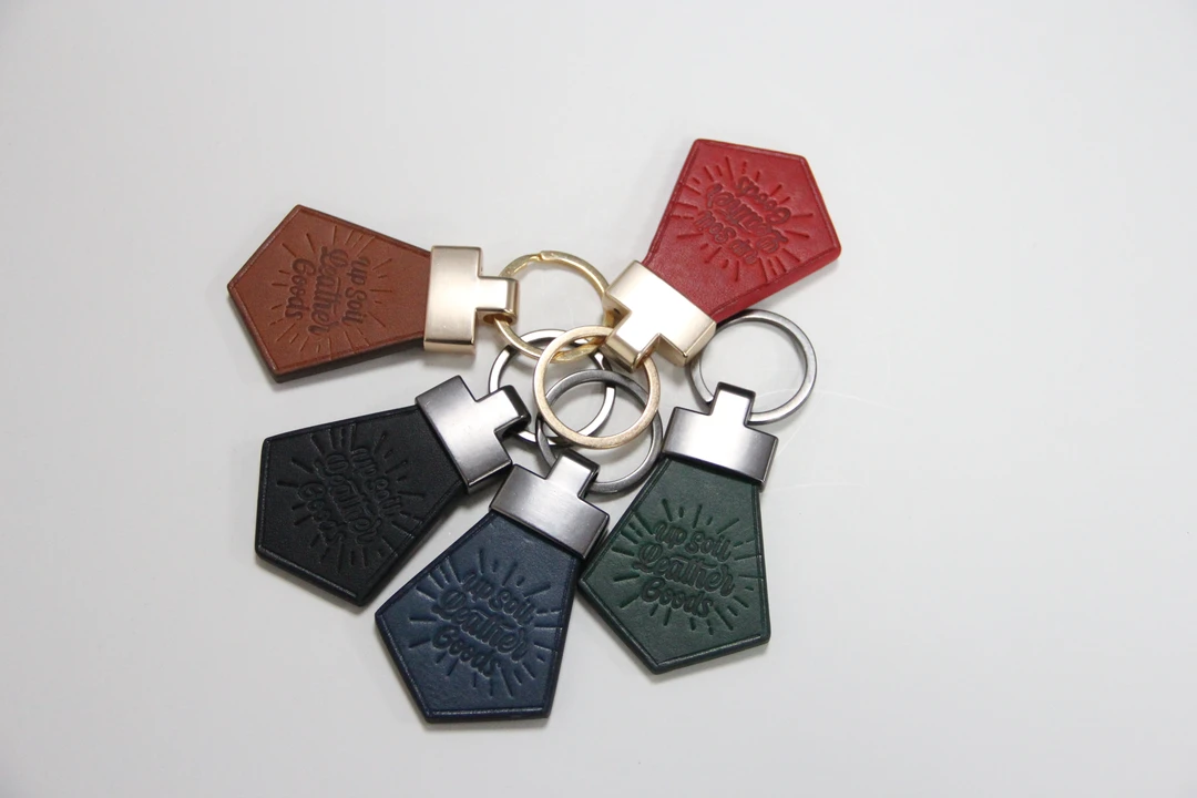 UP SOIL 美式复古 原创设计师手工制作 复古长条形和三角形钥匙扣