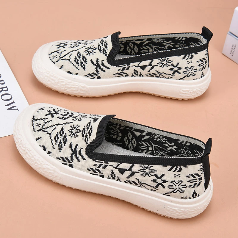 夏季老北京布鞋女透气软底乐福鞋舒适百搭浅口妈妈鞋一脚蹬休闲鞋