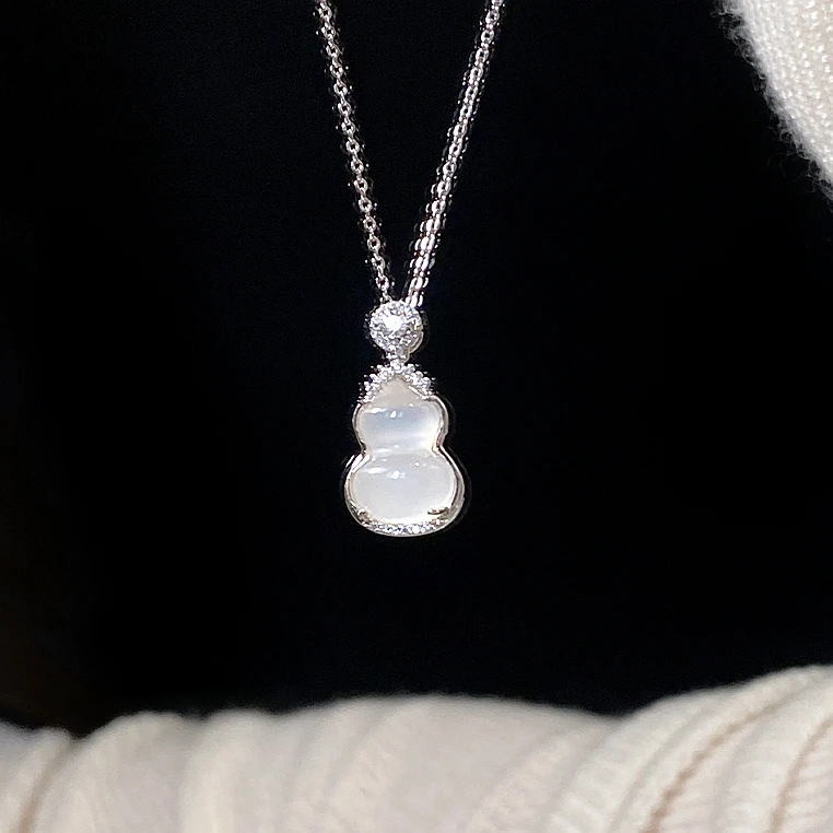 坠链均925银 高级轻奢葫芦吊坠项链女锁骨链小众设计2024新款爆款