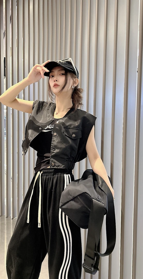 9518工装短款马甲