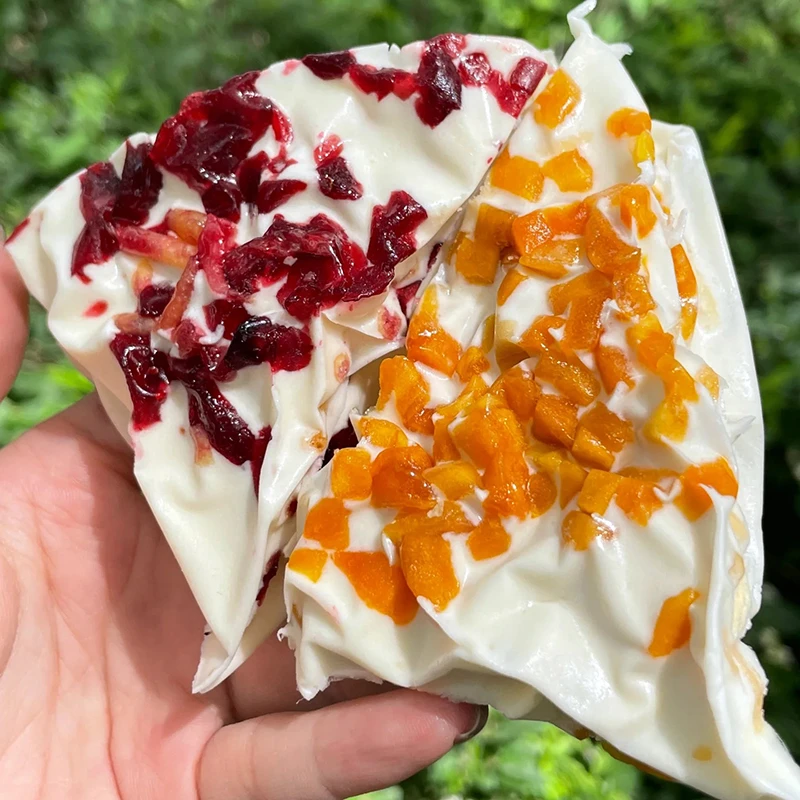 三角奶皮子卷千层内蒙古特产呼和浩特水果奶酪果粒乳酪奶制品零食