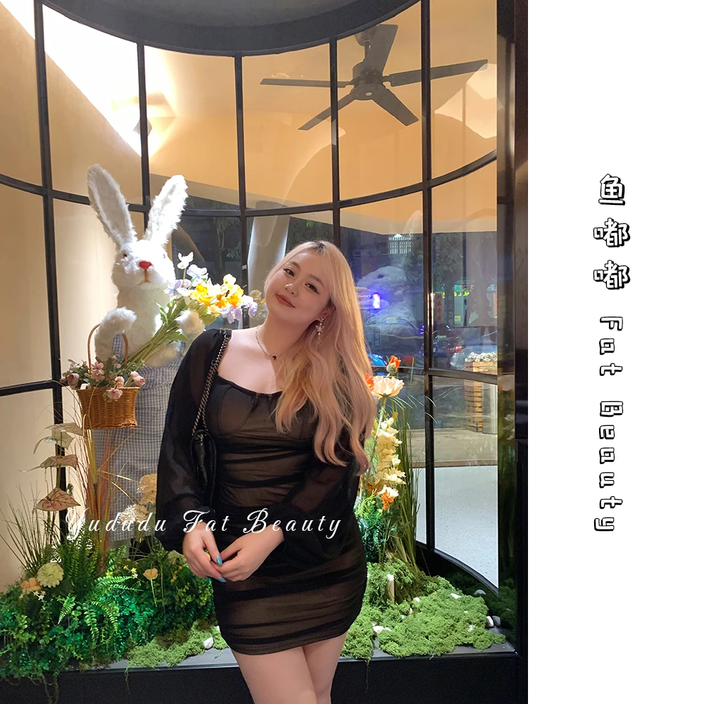【现货】鱼嘟嘟 “大女主”黑色性感褶皱显瘦神秘感纯欲连衣裙