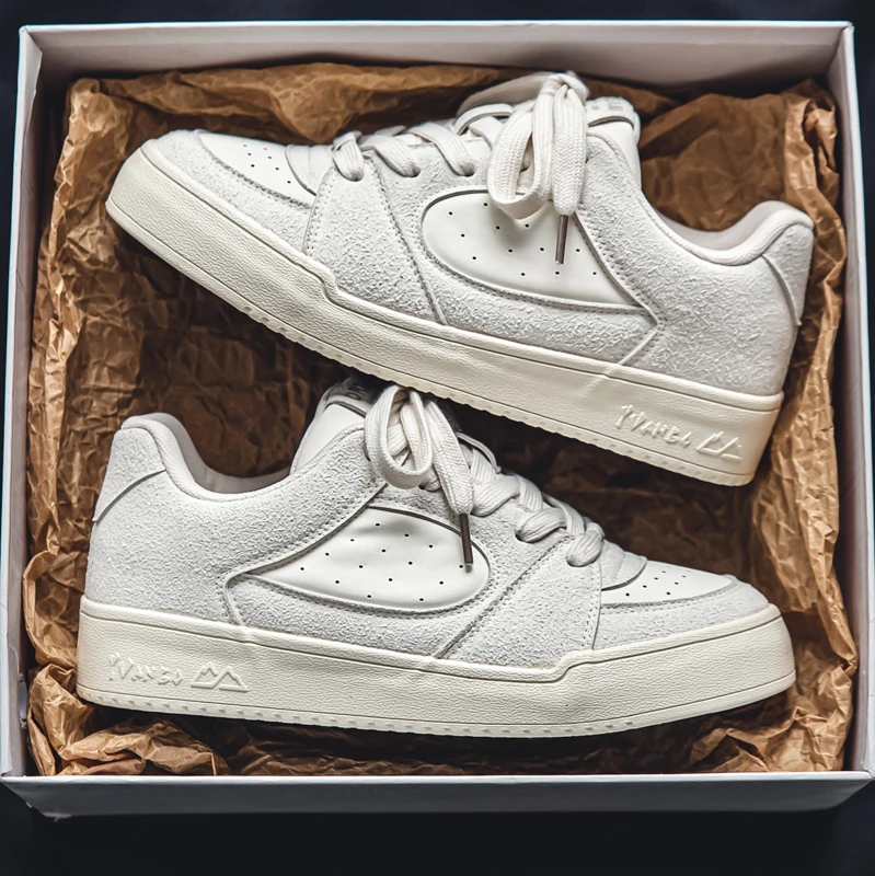 4546大码男鞋春秋款2024新款防滑鞋子男款透气防臭休闲板鞋面包鞋