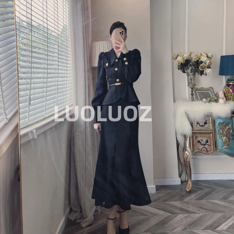 【现货】LUOLUOZ【奥黛丽】设计感收腰上衣拼接半裙两件套A8561