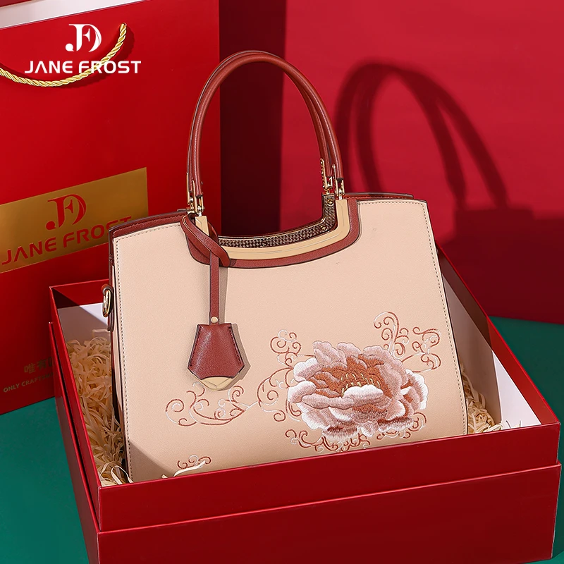 简芙迪气质新中式妈妈包2025新款中年女士刺绣手提包婆婆大气高档