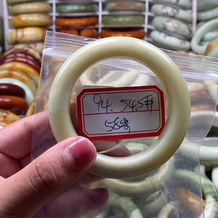 蛇纹石玉手链未镶嵌