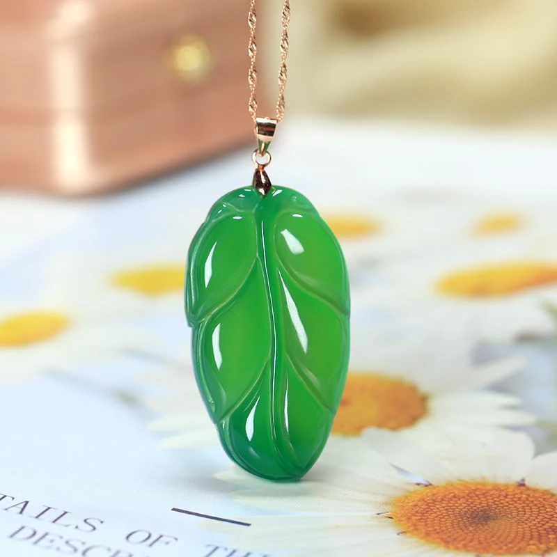 项链女款气质吊坠时尚镶嵌百搭冰绿精美满绿冰绿坠链女士