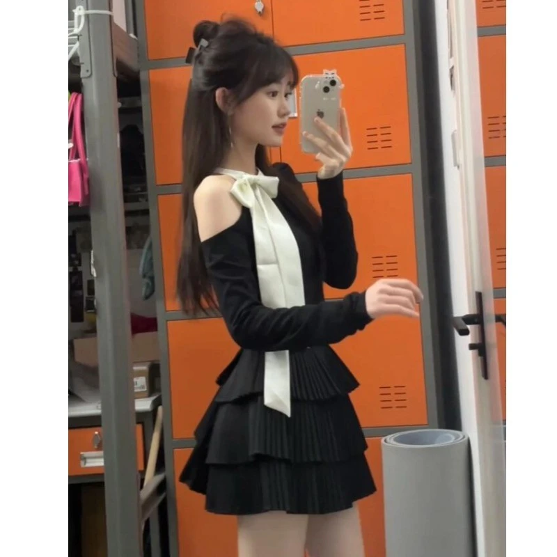 春装搭配一整套纯欲甜辣风蝴蝶结露肩针织上衣高腰蛋糕短裙两件套