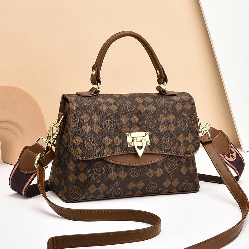 2025新款印花潮流简约大气时尚斜挎单肩手提女包上班出勤复古百搭