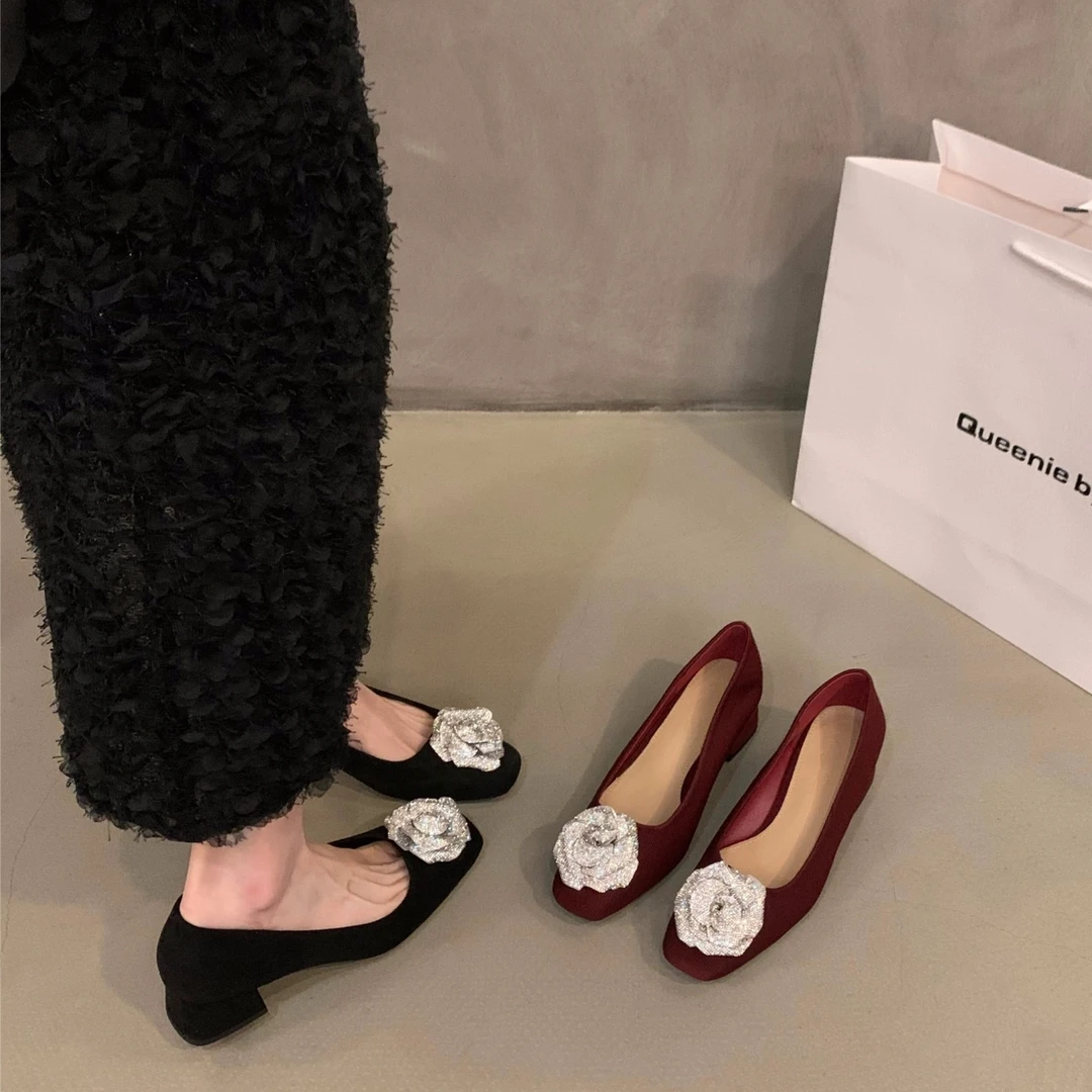 粗跟单鞋重工玫瑰花时尚百搭浅口绒面高跟鞋G692