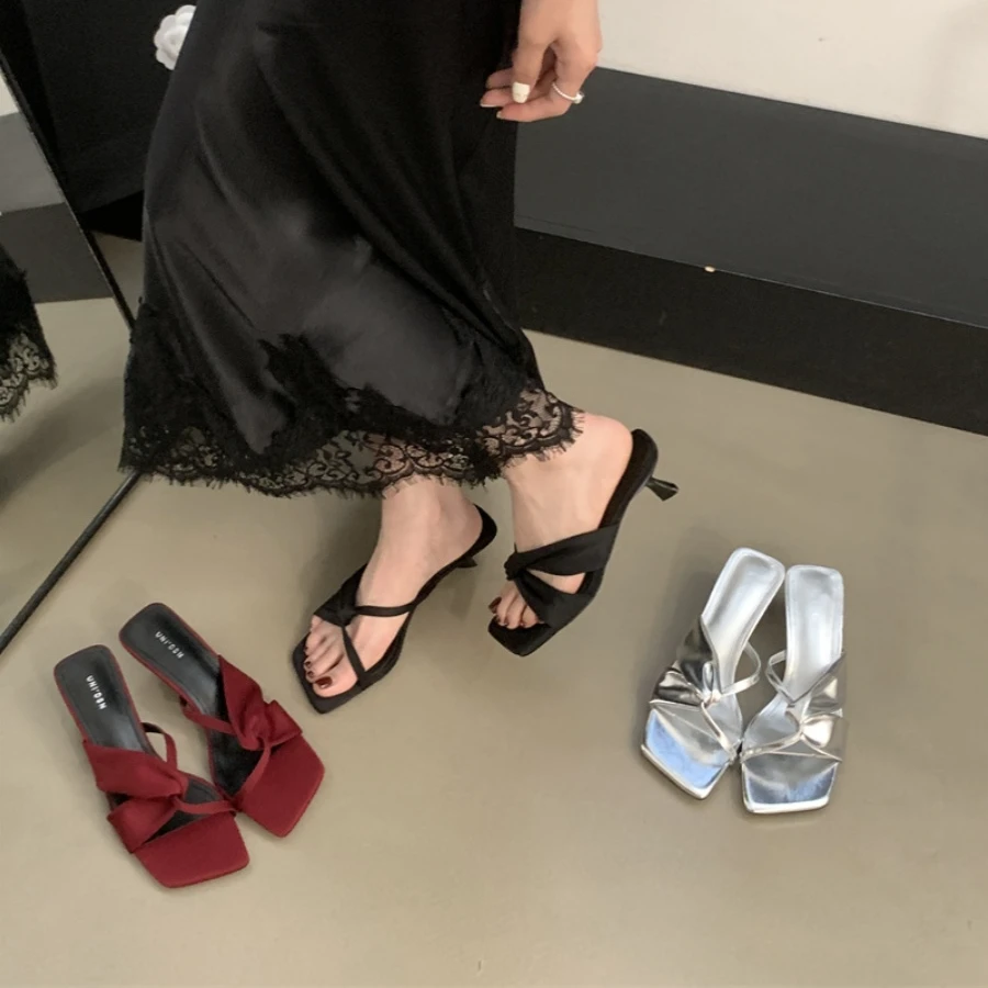 【真皮材质】名嫒风镂空气质时尚百搭露趾细跟一字拖鞋G1422