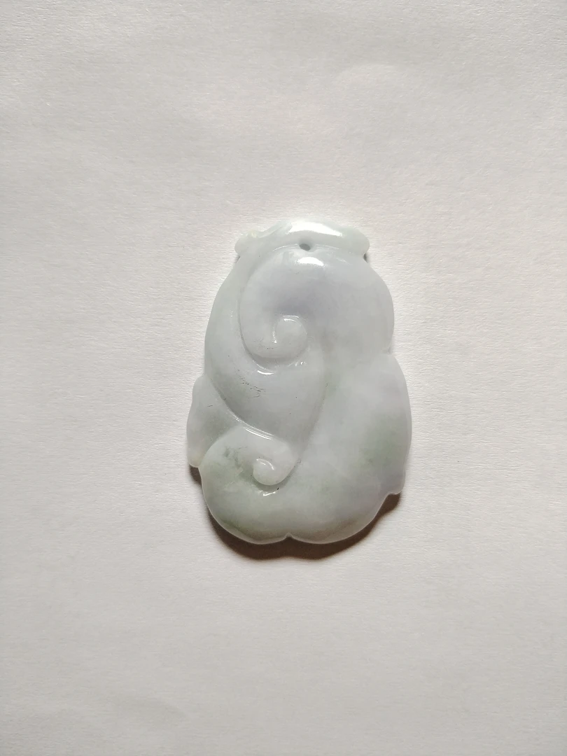 天然缅甸翡翠如意吊坠