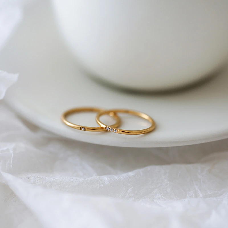 钛钢戒指 日韩简约极细带钻钛钢戒指女冷淡小众设计不掉色