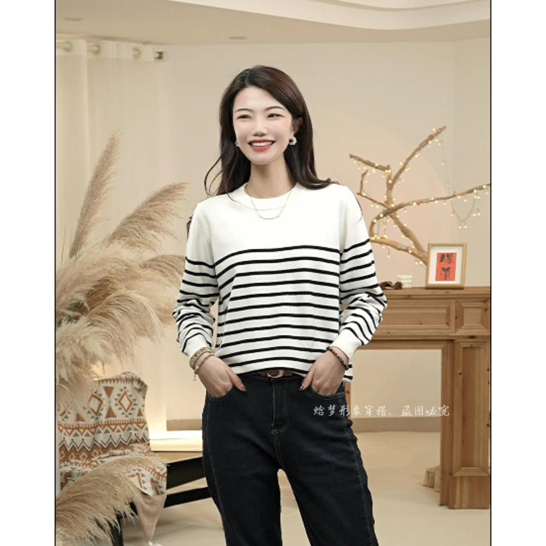 线下299女士圆领条纹毛衣百搭减龄长袖针织衫秋冬百搭上衣