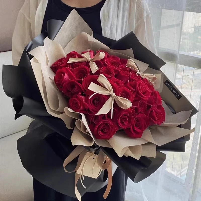 红玫瑰花束真花附近花店鲜花速递同城配送花上门女友生日抖音团购