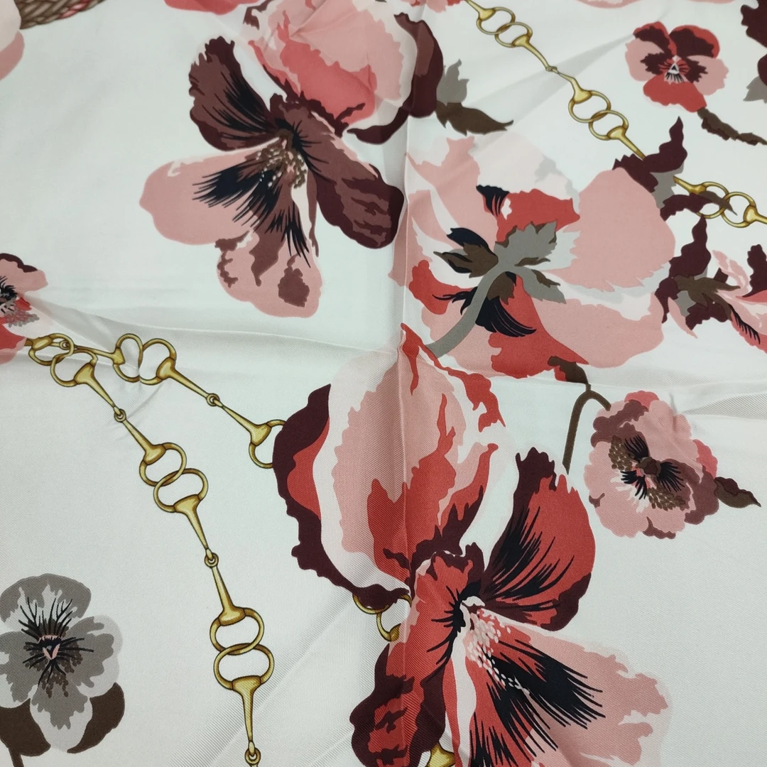 全新未使用 GUCCI/古驰 【小花念念】粉色花卉皮带图案印花丝巾