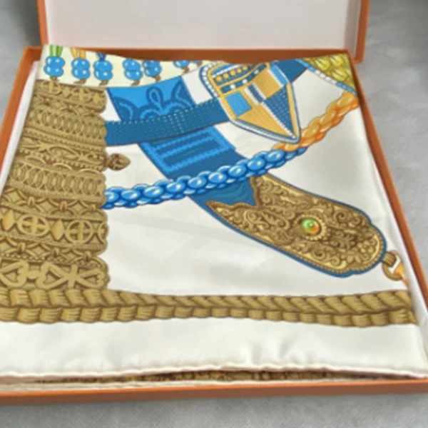99新 Hermes/爱马仕 活动【小花念念】爱马仕 90*90丝巾