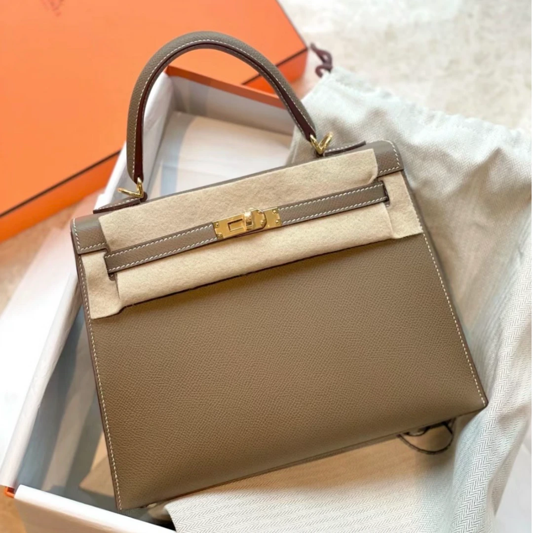 全新未使用 Hermes/爱马仕 外【小花Han】Kelly 28大象灰 D刻金扣包