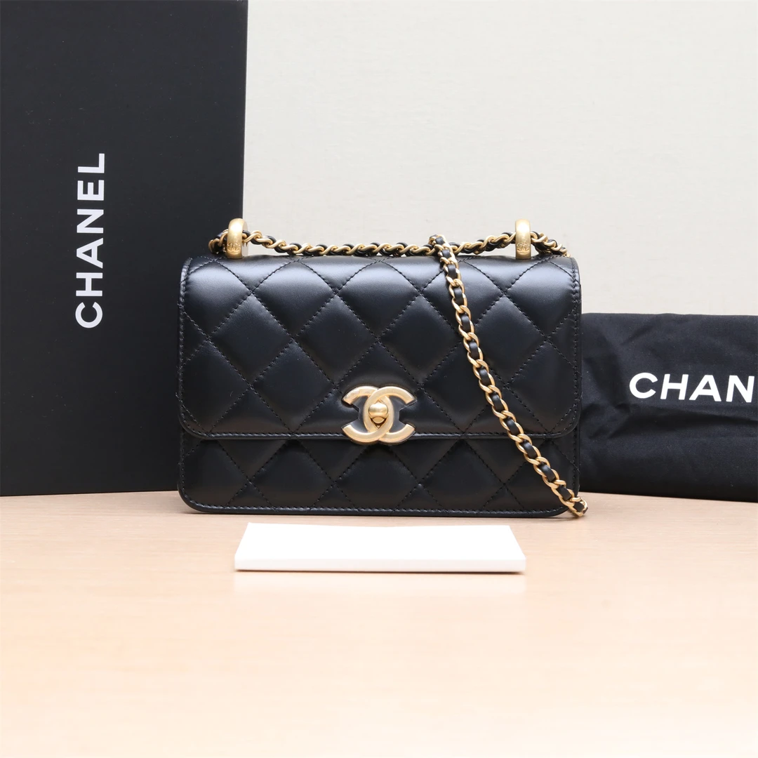 99新 Chanel/香奈儿 【小花Han】21A 双金珠皮穿链 芯片开 金扣 包