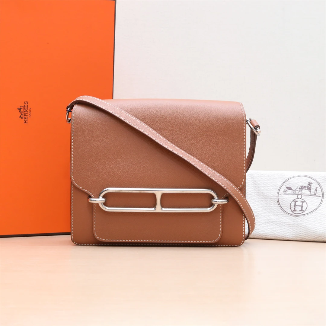 99新 Hermes/爱马仕 小花6枫猪鼻子 23 金棕色 EC皮 D刻 银扣