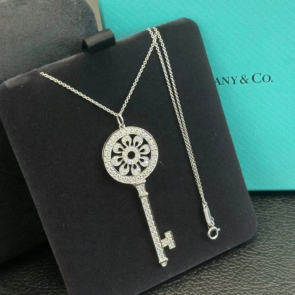 99新 Tiffany & Co./蒂芙尼 小花6欢 太阳花 满钻钥匙项链 白金
