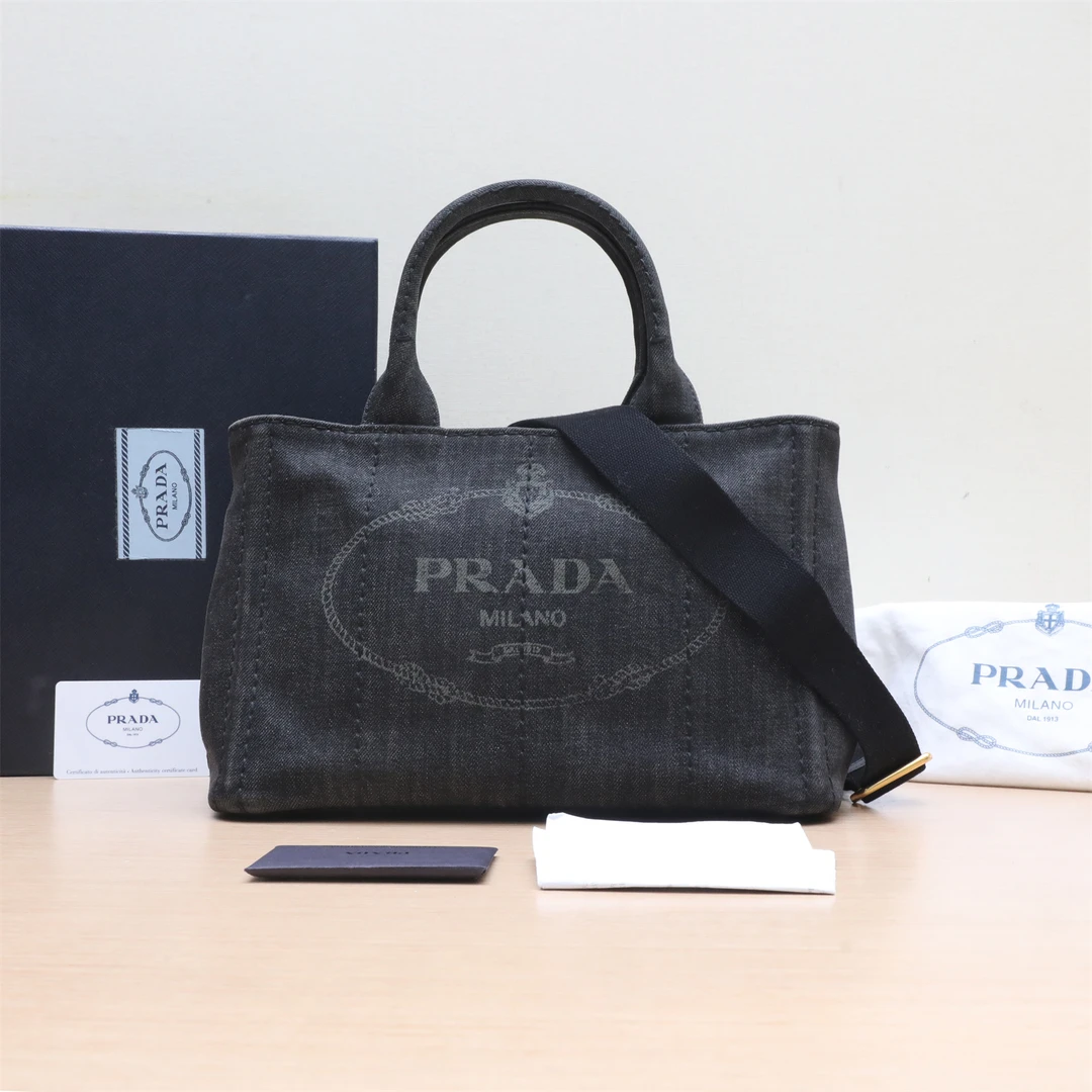 99新 Prada/普拉达 【小花念念】沙滩包 黑色 帆布 金扣