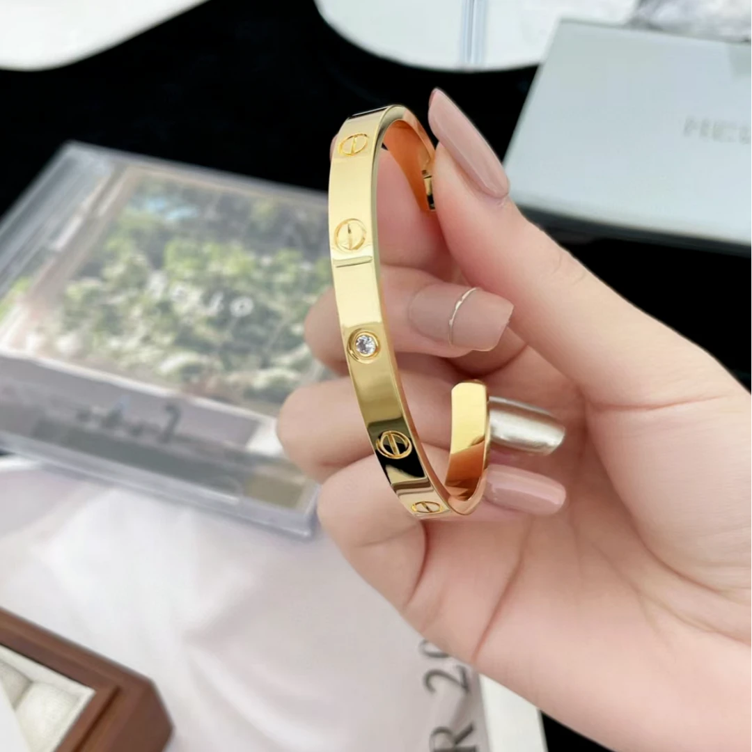 99新 Cartier/卡地亚 小花6欢 love 开口手镯 三钻 18K玫瑰金 15