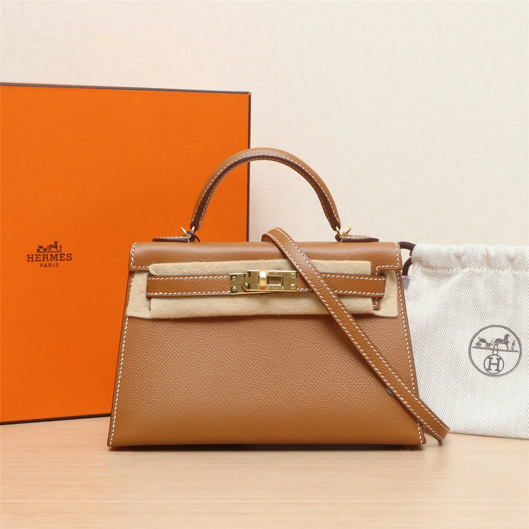 99新 Hermes/爱马仕 活动【小花Han】Mini Kelly 二代 金棕 D刻 包