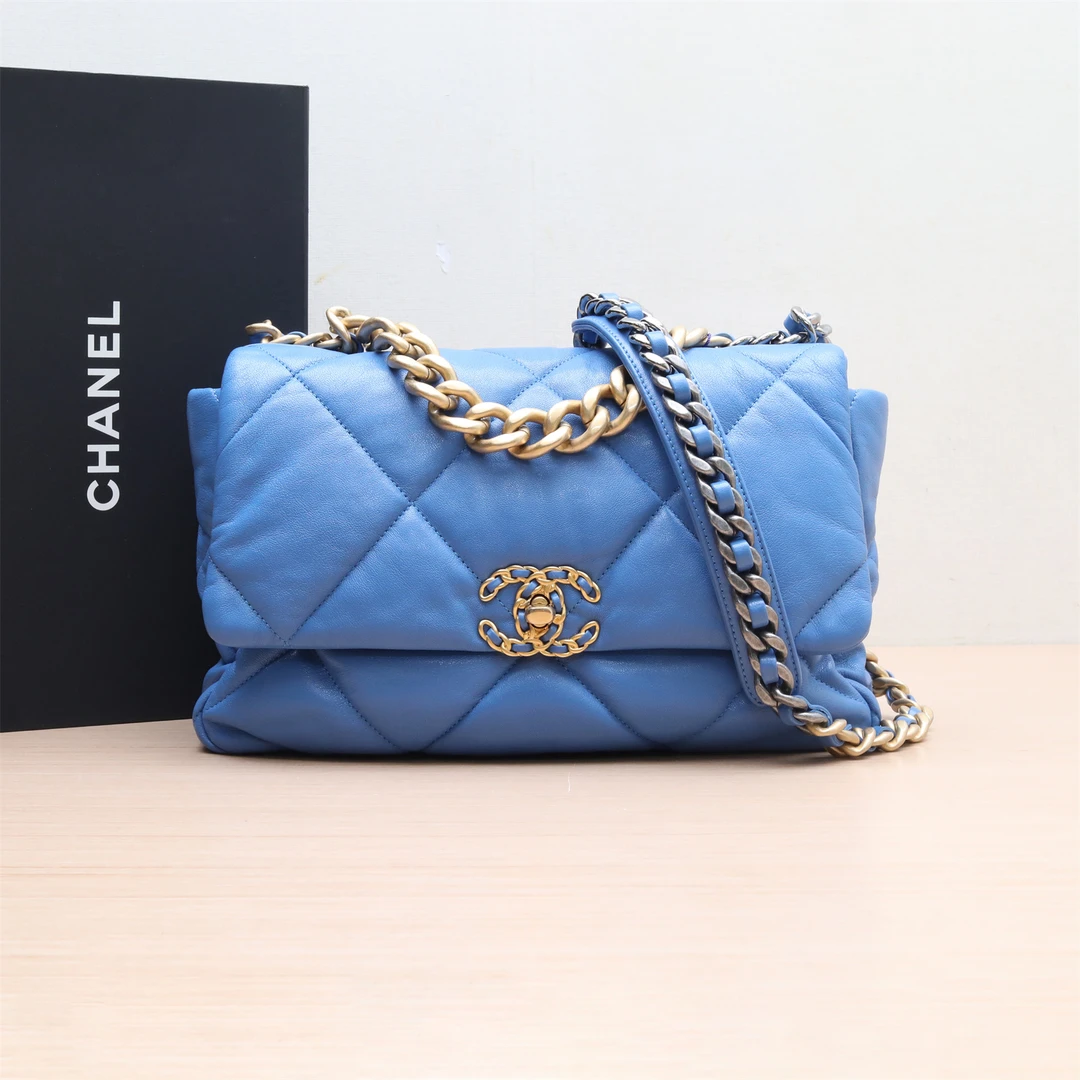 99新 Chanel/香奈儿 XF【小花念念】19BAG 口盖包 中号 蓝色 30开