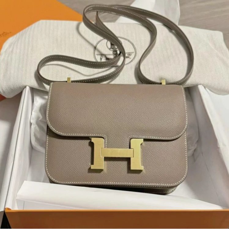 99新 Hermes/爱马仕 小花6枫康康 19 大象灰 Epsom皮 Z刻 金扣包