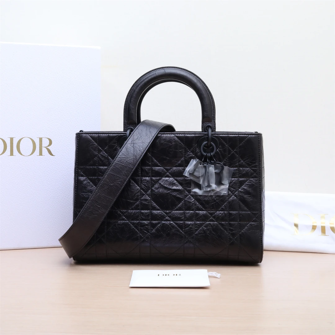 全新未使用 DIOR/迪奥 小花6欢 Lady D-Sire 托特 中号 30 黑色