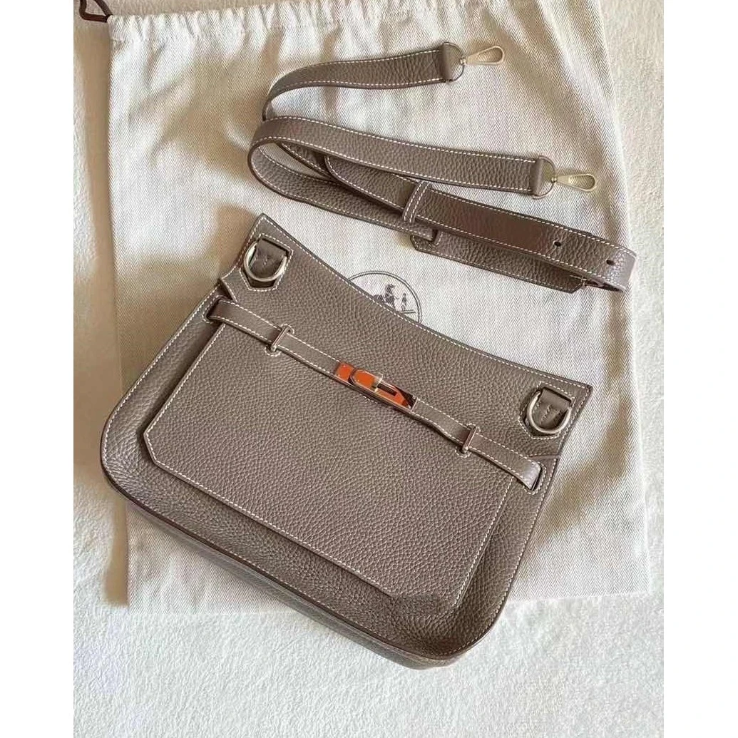 99新 Hermes/爱马仕 小花6欢 吉普赛 28 大象灰 银扣 框N 包