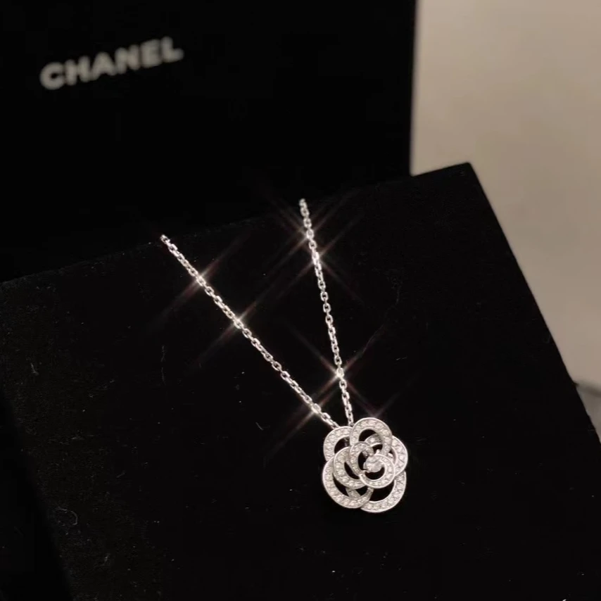 99新 Chanel/香奈儿 小花6欢 山茶花 钻石 项链 18k白金 项链
